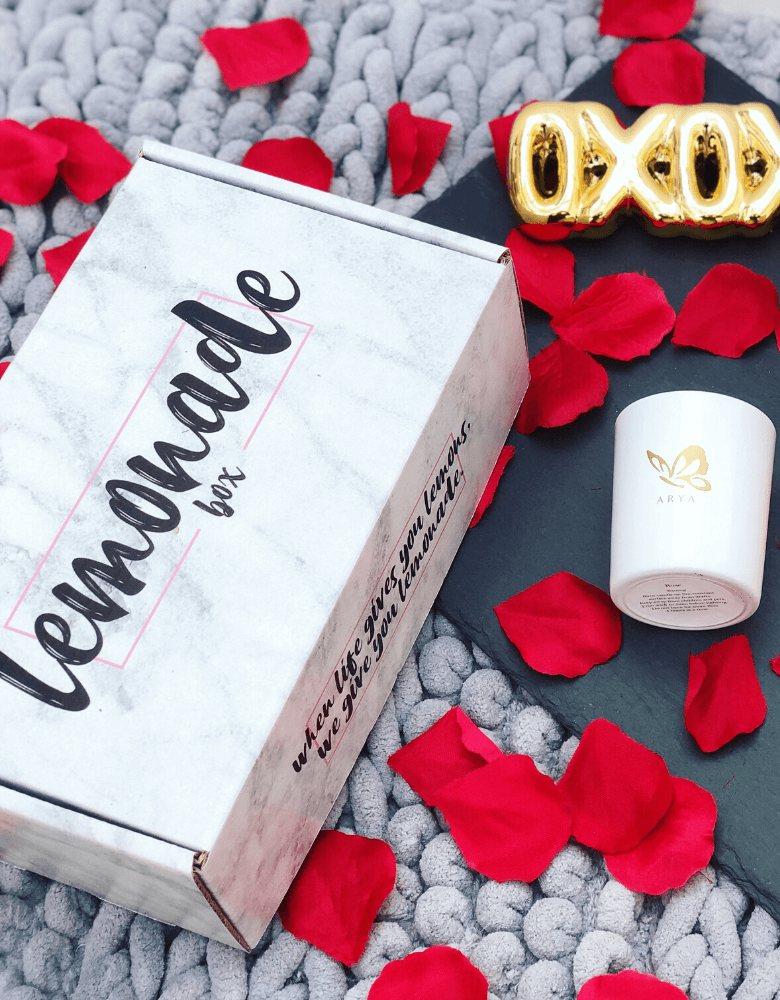 Versandschachtel von lemonade box
